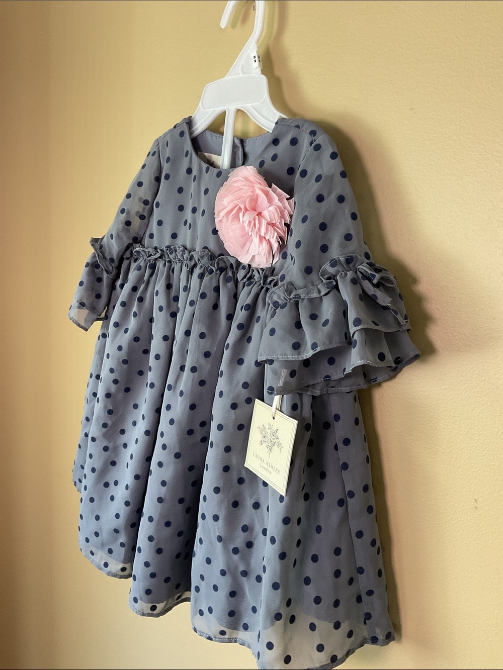 Laura Ashley Grey Dress with Navy Polka Dots and Pink Flower size 24mon - Picture 2 of 5